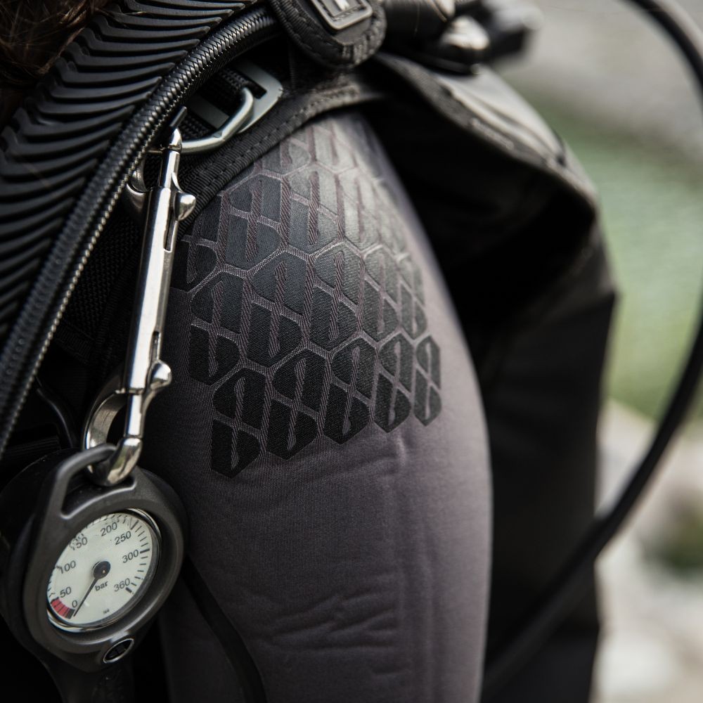 PRODUCT DETAILS - PRESSURE GAUGE - Dive Instrument