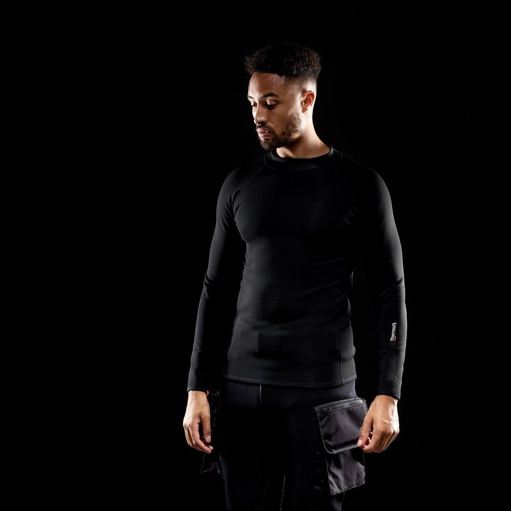 PRODUCT DETAILS - THERMIQ CARBON - Men's LS Base Layer
