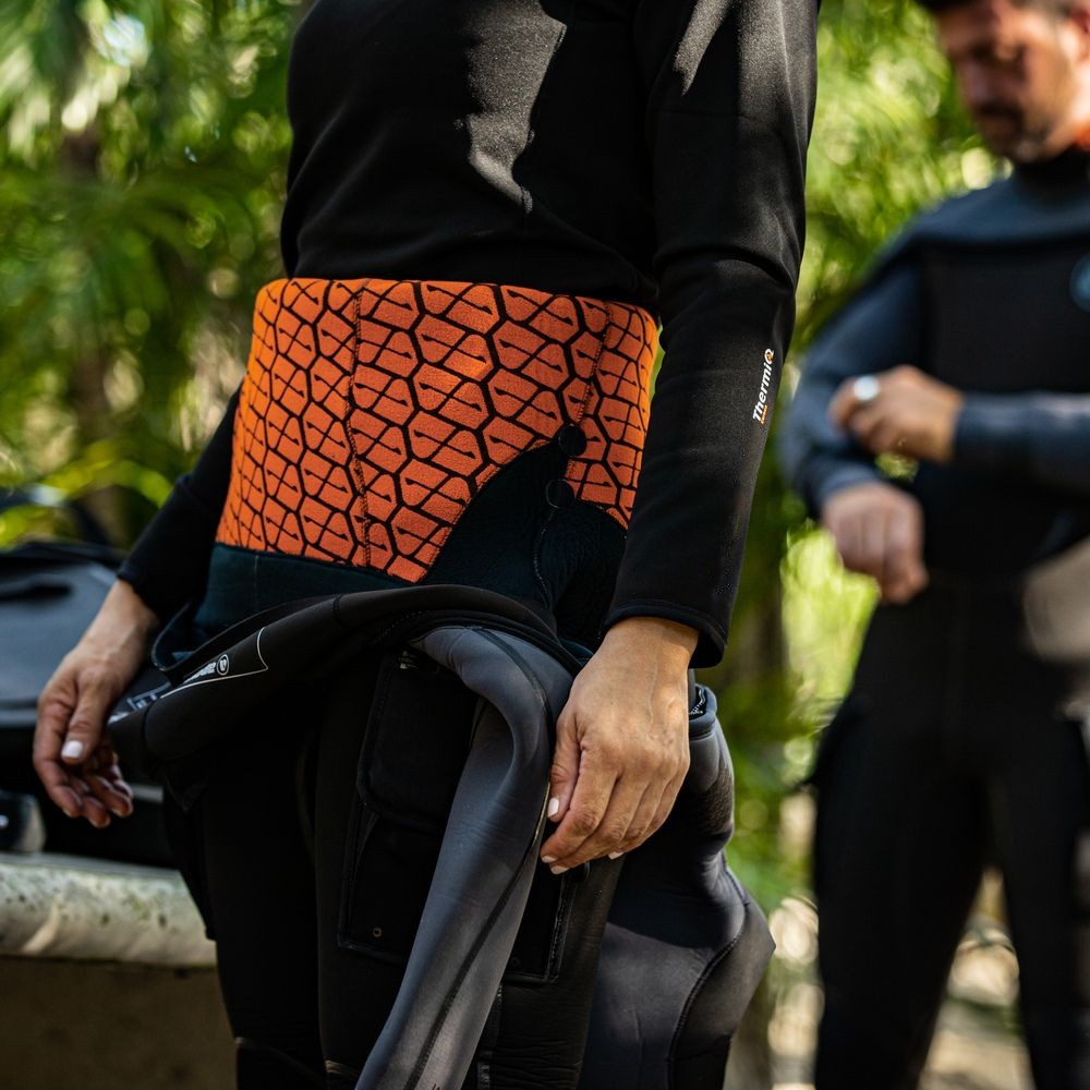 PRODUCT DETAILS - THERMIQ CARBON - Women's LS Base Layer