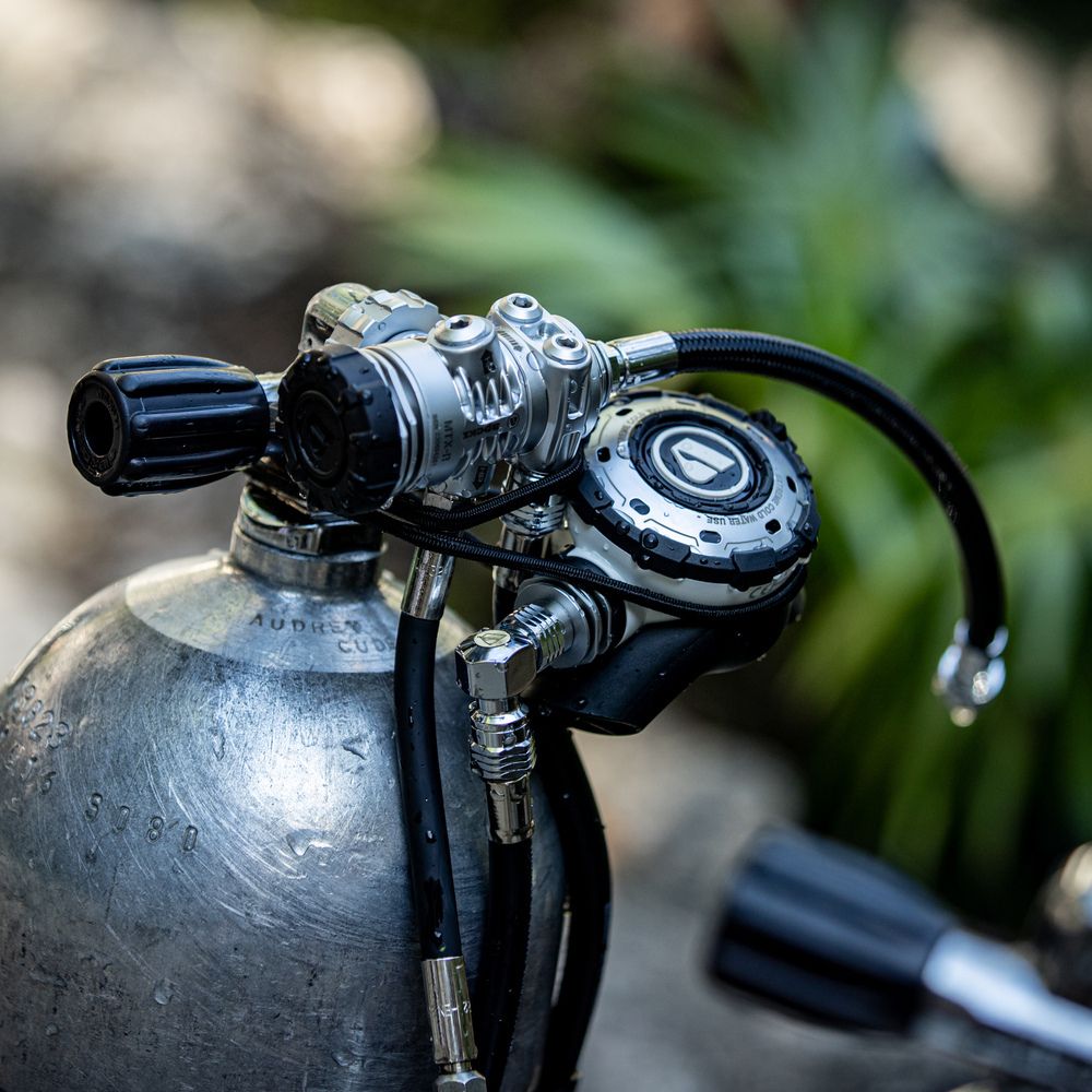 WHAT’S IN THE BOX - MTX-R 1ST STAGE - Dive Regulator