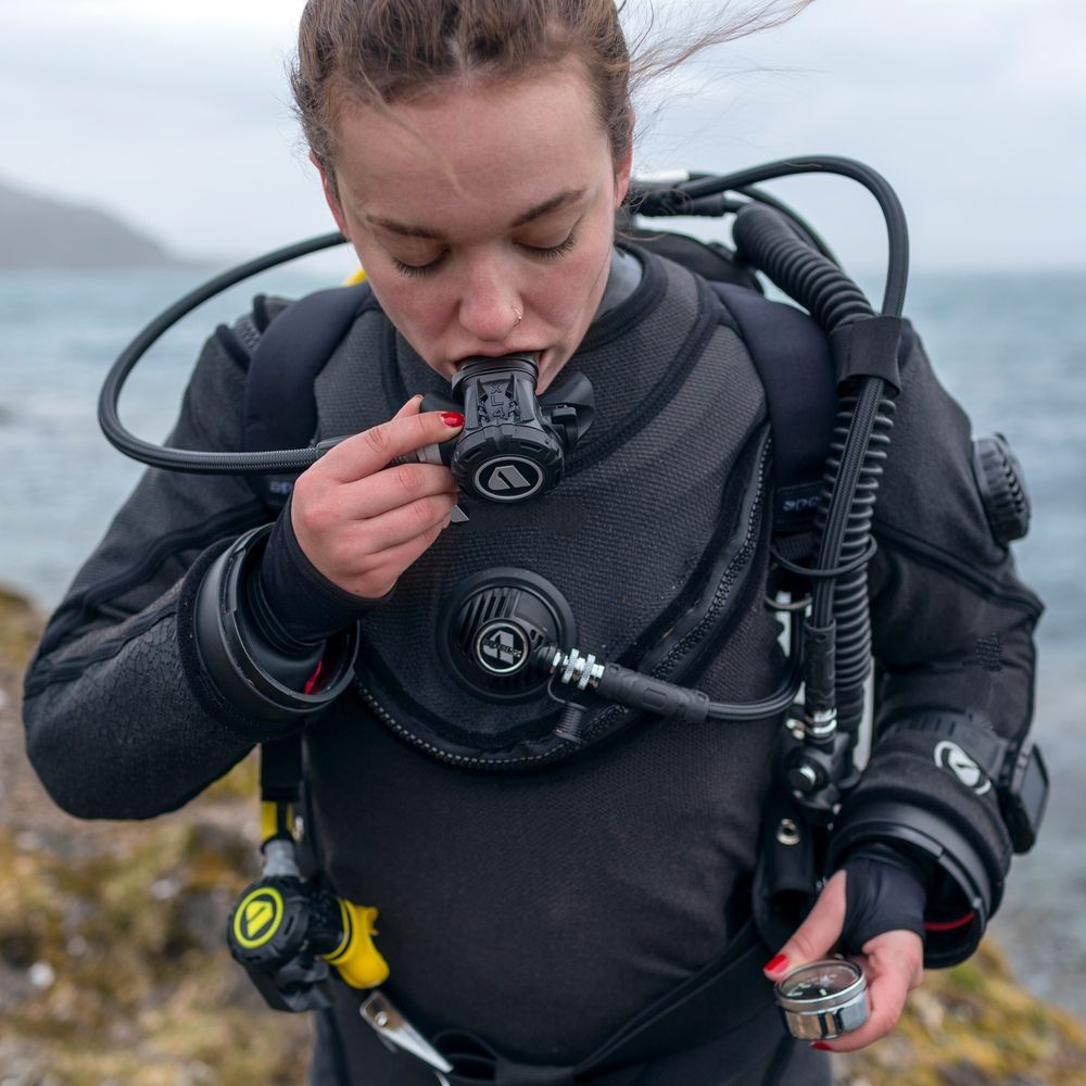 PRODUCT DETAILS - TEK - Pressure Gauge with hose