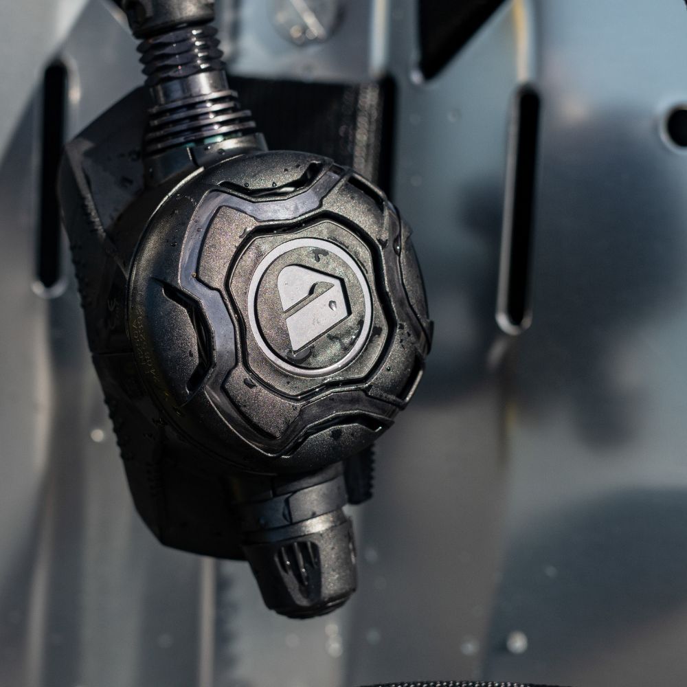 WHAT’S IN THE BOX - EVX TUNGSTEN 2ND STAGE - Dive Regulator