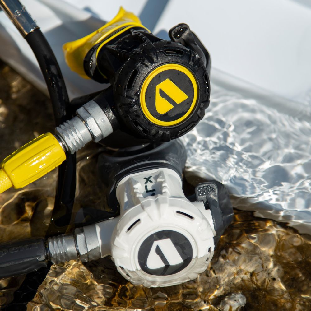 WHAT’S IN THE BOX - XL4+ STAGE 3 - Dive Regulator + Octopus