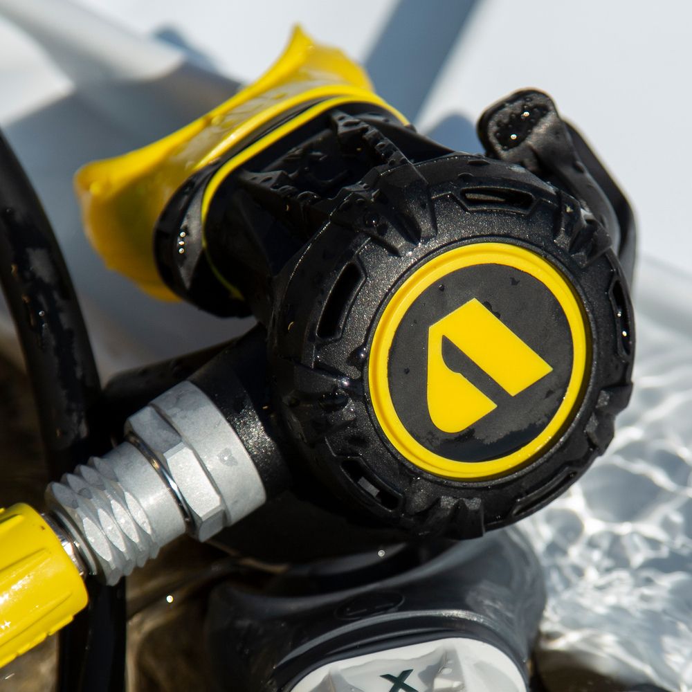 WHAT’S IN THE BOX - XL4+ OCTOPUS - Dive Regulator